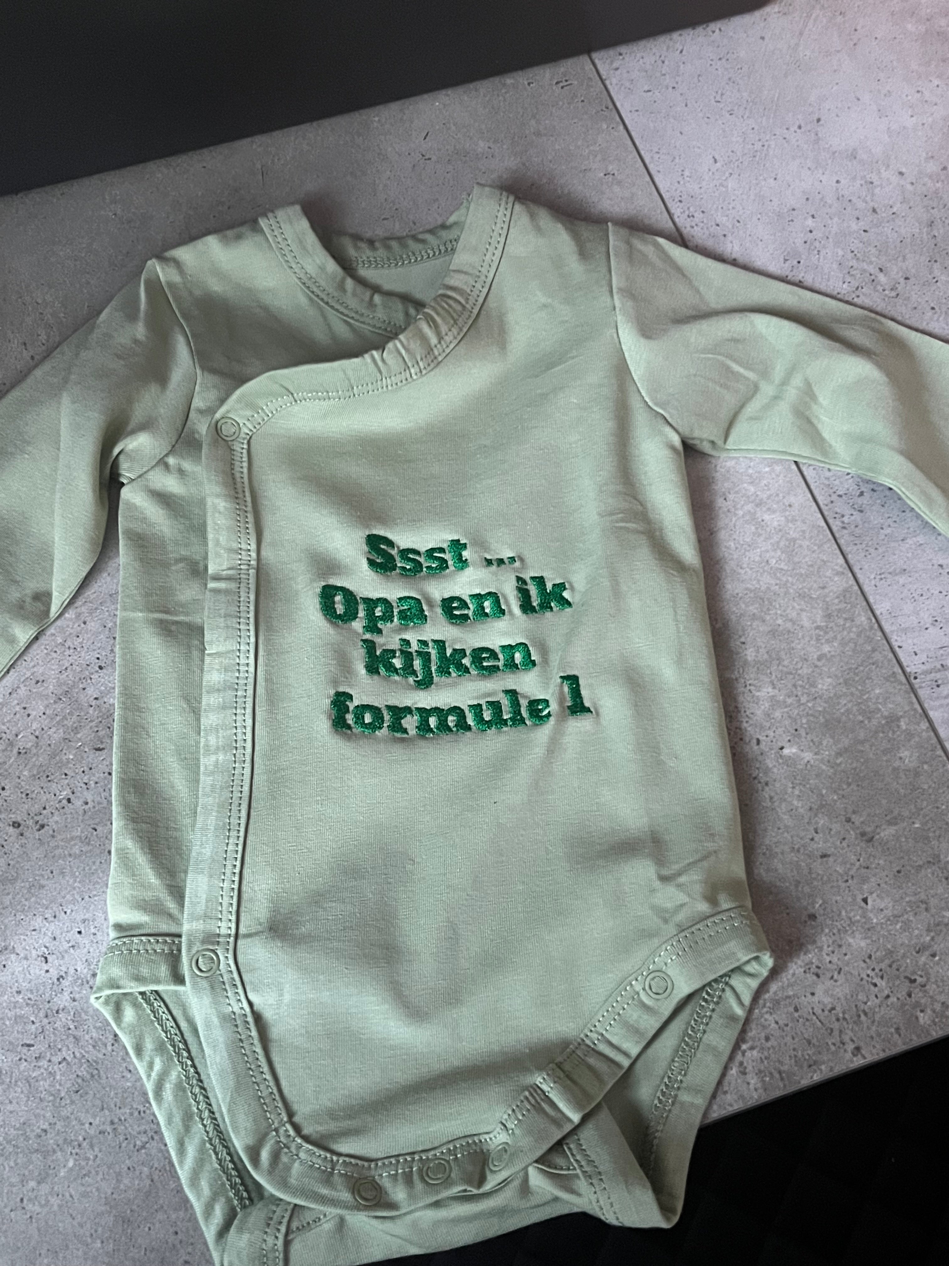 Romper geborduurd